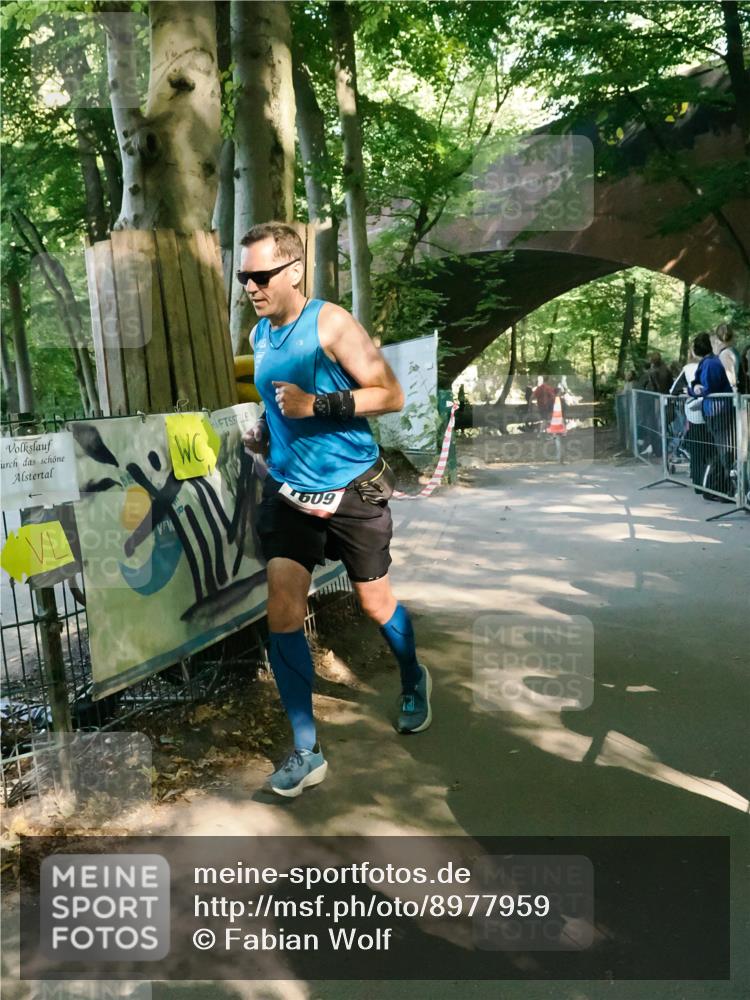 28.09.2025 - 33. Volkslauf durch das schöne Alstertal Fabian Wolf http://msf.ph/oto/8977959 28.09.2025 11:55:03 Laufen 609 meine-sportfotos.de