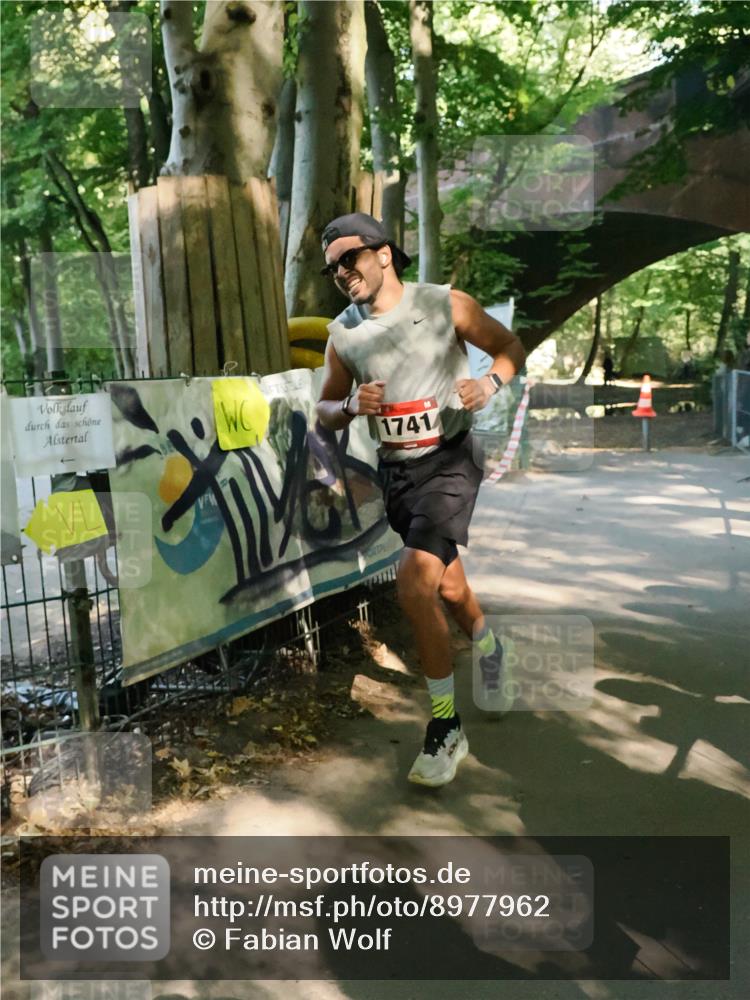 28.09.2025 - 33. Volkslauf durch das schöne Alstertal Fabian Wolf http://msf.ph/oto/8977962 28.09.2025 11:55:11 Laufen 1741 meine-sportfotos.de