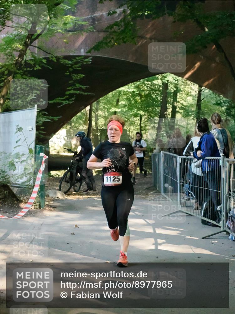 28.09.2025 - 33. Volkslauf durch das schöne Alstertal Fabian Wolf http://msf.ph/oto/8977965 28.09.2025 11:55:26 Laufen 1125, 1799 meine-sportfotos.de