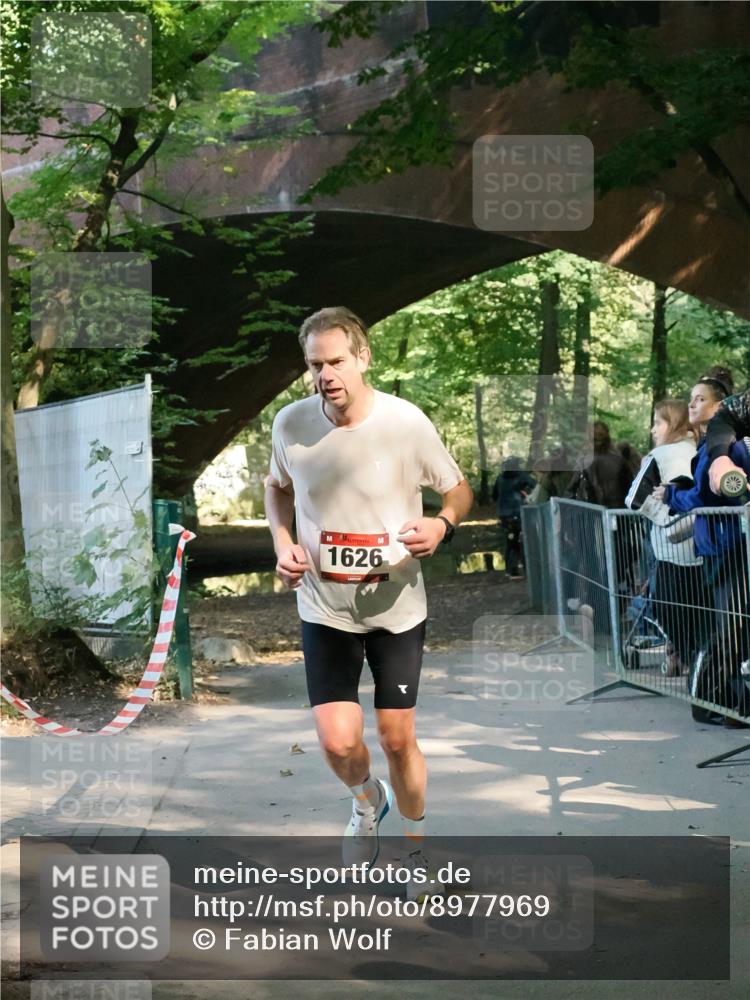 28.09.2025 - 33. Volkslauf durch das schöne Alstertal Fabian Wolf http://msf.ph/oto/8977969 28.09.2025 11:55:39 Laufen 1626 meine-sportfotos.de