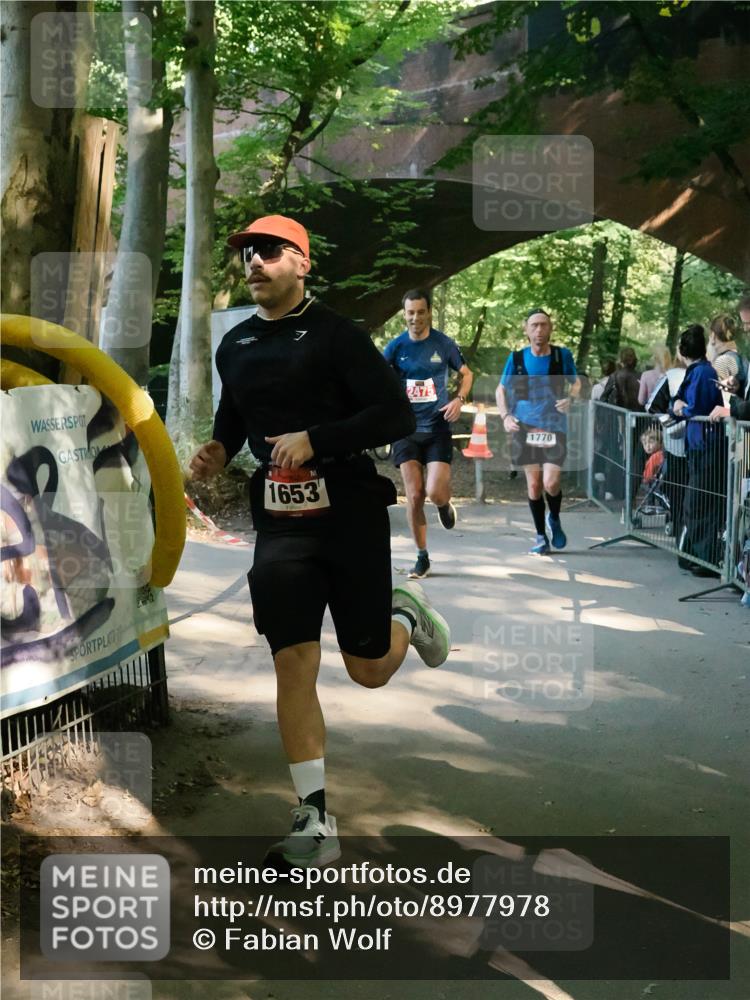 28.09.2025 - 33. Volkslauf durch das schöne Alstertal Fabian Wolf http://msf.ph/oto/8977978 28.09.2025 11:56:15 Laufen 1653, 2475, 1770 meine-sportfotos.de