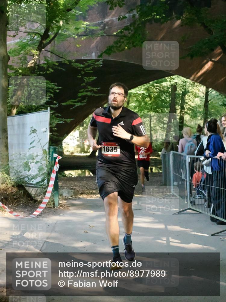 28.09.2025 - 33. Volkslauf durch das schöne Alstertal Fabian Wolf http://msf.ph/oto/8977989 28.09.2025 11:57:02 Laufen 1635, 1020 meine-sportfotos.de