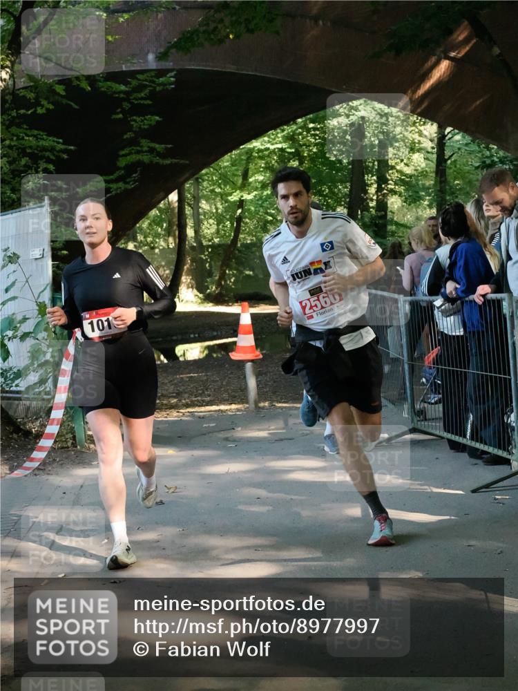 28.09.2025 - 33. Volkslauf durch das schöne Alstertal Fabian Wolf http://msf.ph/oto/8977997 28.09.2025 11:57:19 Laufen 101, 2560 meine-sportfotos.de