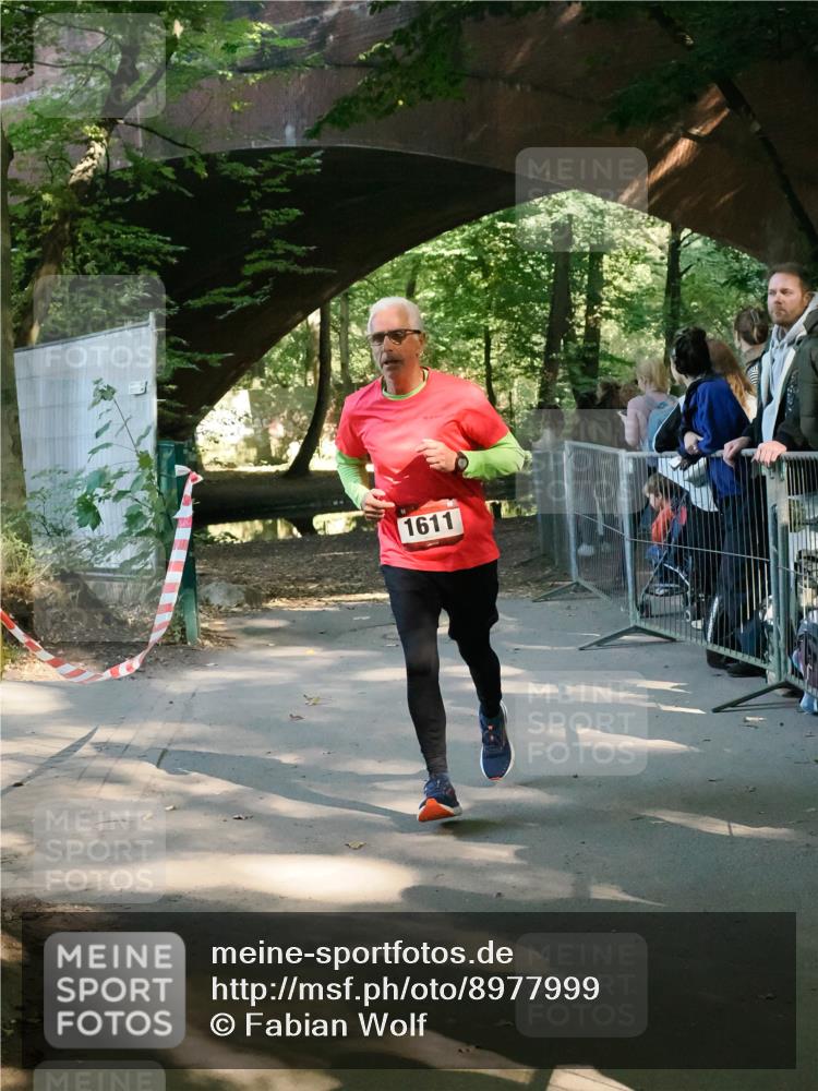 28.09.2025 - 33. Volkslauf durch das schöne Alstertal Fabian Wolf http://msf.ph/oto/8977999 28.09.2025 11:57:29 Laufen 1611 meine-sportfotos.de