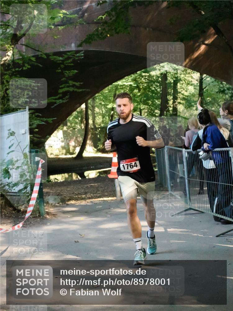 28.09.2025 - 33. Volkslauf durch das schöne Alstertal Fabian Wolf http://msf.ph/oto/8978001 28.09.2025 11:57:51 Laufen 1764 meine-sportfotos.de