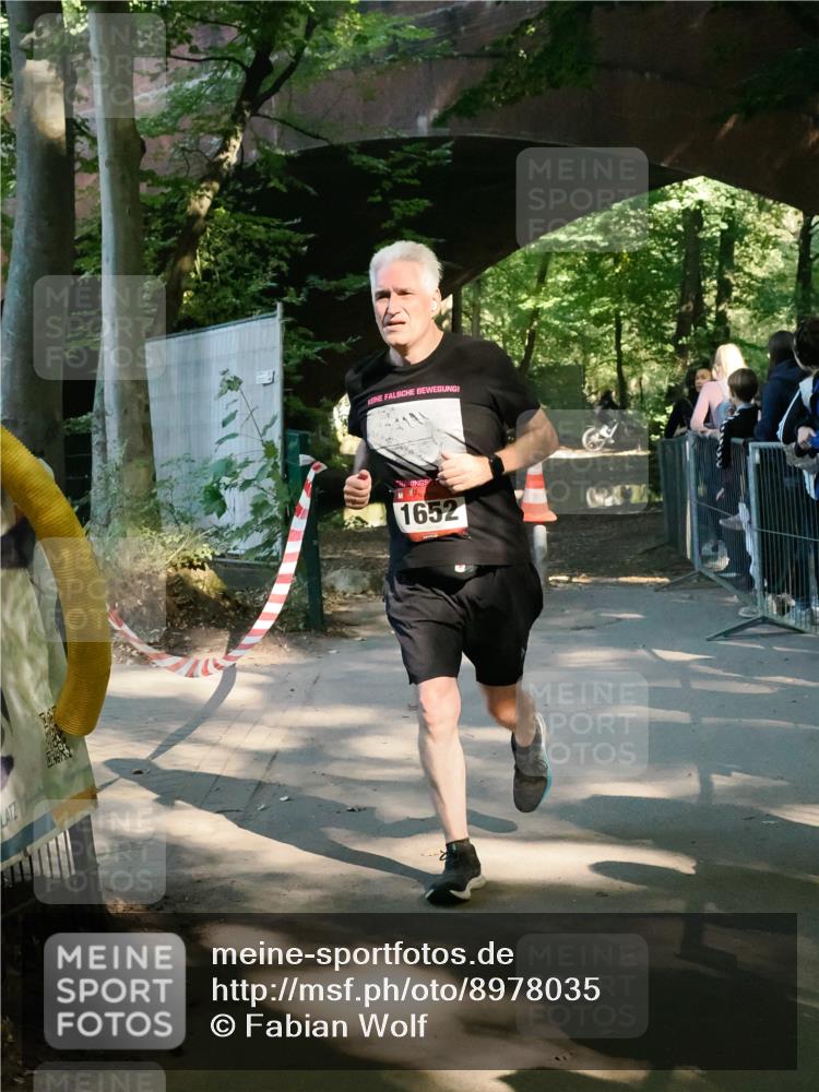 28.09.2025 - 33. Volkslauf durch das schöne Alstertal Fabian Wolf http://msf.ph/oto/8978035 28.09.2025 12:00:19 Laufen 1652 meine-sportfotos.de