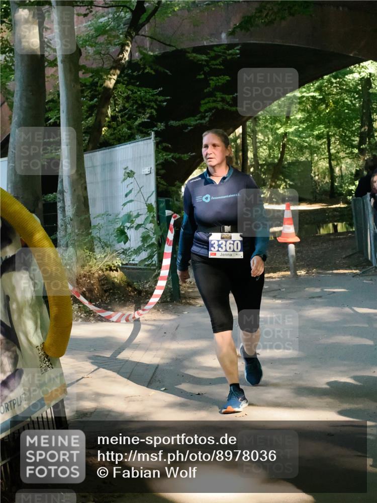 28.09.2025 - 33. Volkslauf durch das schöne Alstertal Fabian Wolf http://msf.ph/oto/8978036 28.09.2025 12:00:24 Laufen 3360 meine-sportfotos.de