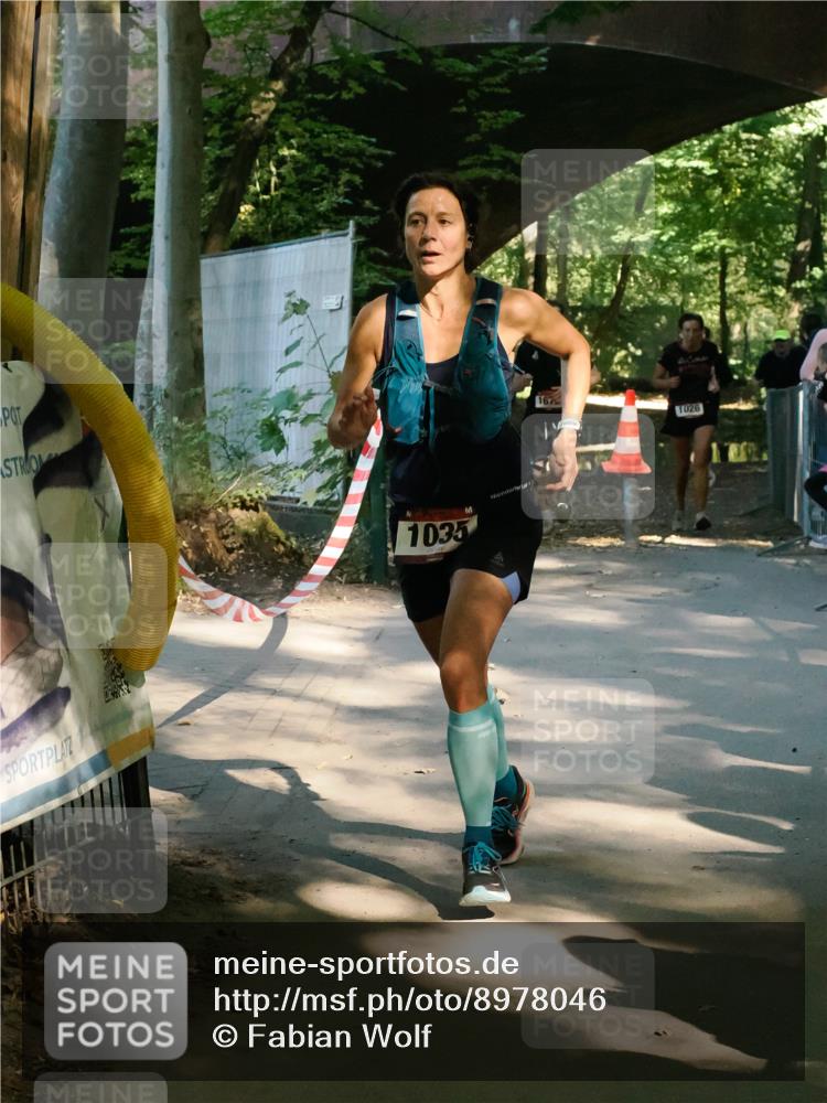 28.09.2025 - 33. Volkslauf durch das schöne Alstertal Fabian Wolf http://msf.ph/oto/8978046 28.09.2025 12:01:49 Laufen 1035, 1026 meine-sportfotos.de
