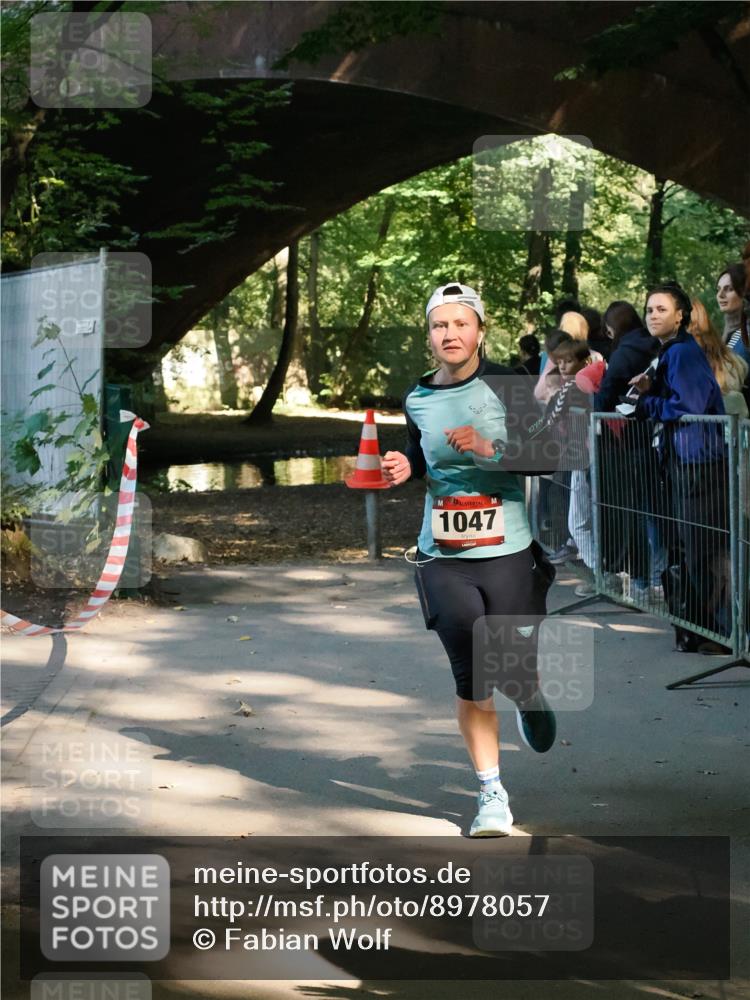 28.09.2025 - 33. Volkslauf durch das schöne Alstertal Fabian Wolf http://msf.ph/oto/8978057 28.09.2025 12:03:05 Laufen 1047 meine-sportfotos.de