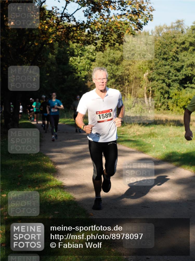 28.09.2025 - 33. Volkslauf durch das schöne Alstertal Fabian Wolf http://msf.ph/oto/8978097 28.09.2025 10:04:04 Laufen 1017, 1589 meine-sportfotos.de
