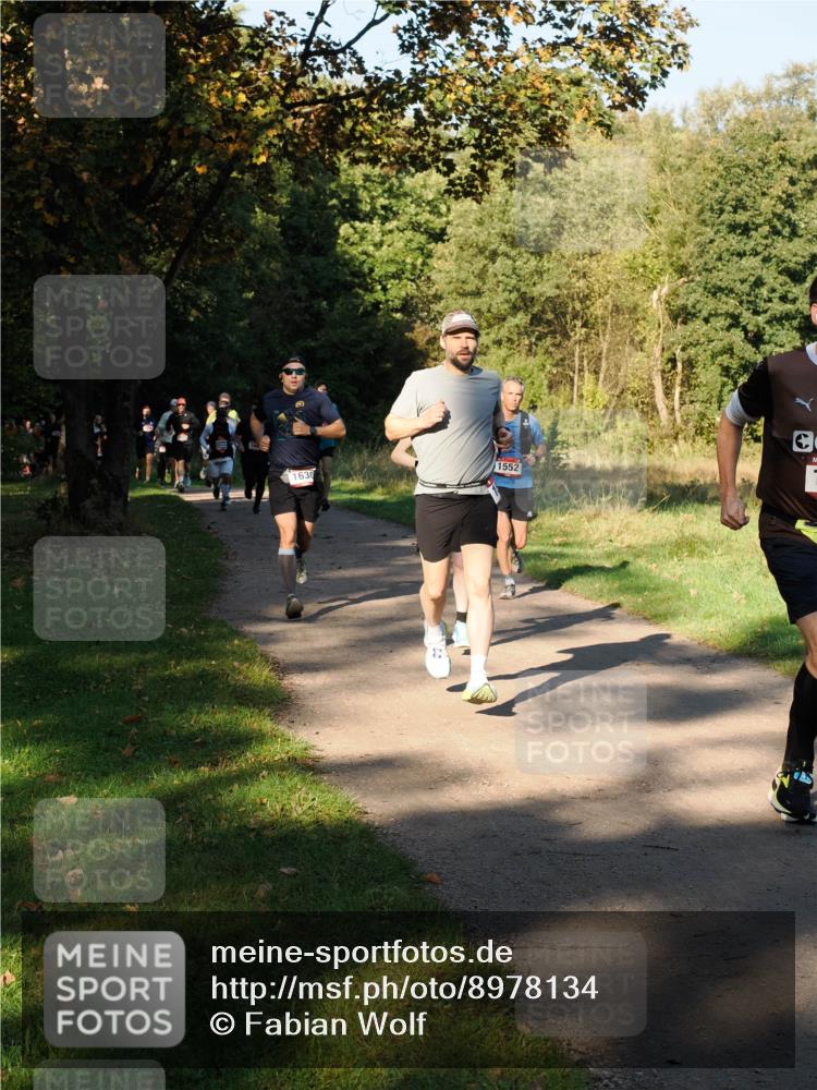 28.09.2025 - 33. Volkslauf durch das schöne Alstertal Fabian Wolf http://msf.ph/oto/8978134 28.09.2025 10:04:22 Laufen 1552, 1630 meine-sportfotos.de