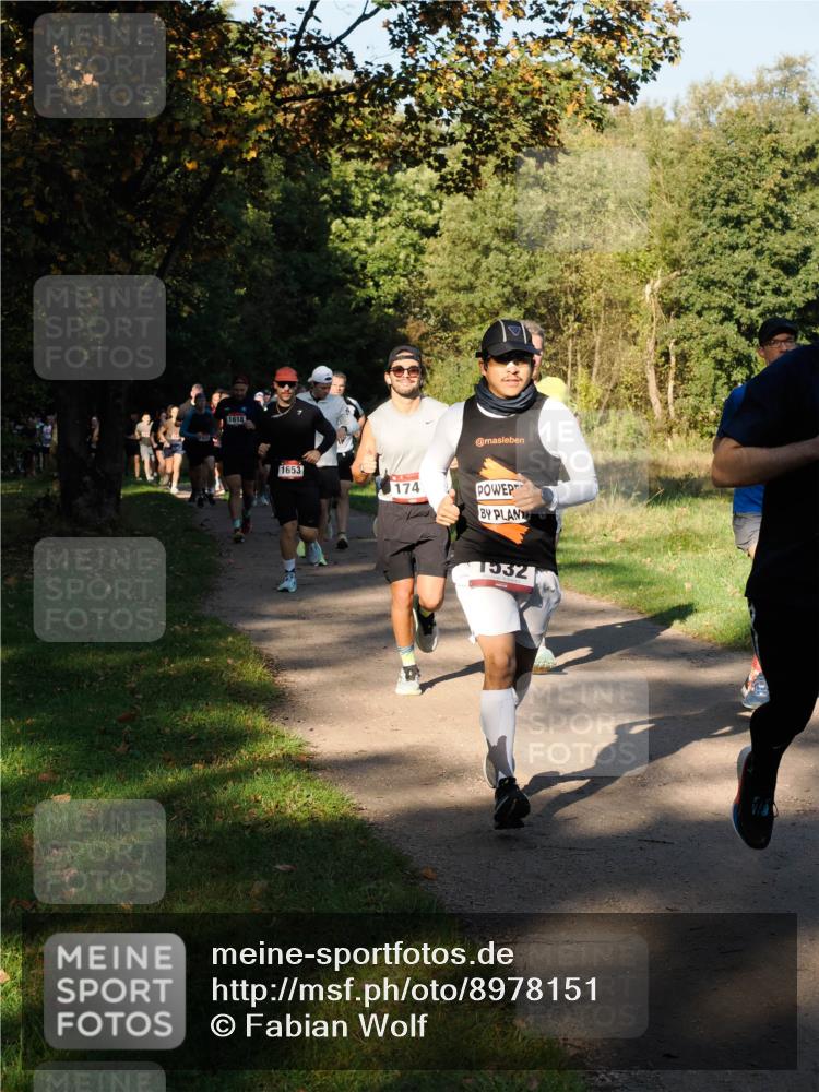 28.09.2025 - 33. Volkslauf durch das schöne Alstertal Fabian Wolf http://msf.ph/oto/8978151 28.09.2025 10:04:31 Laufen 1618, 1653, 174, 1532 meine-sportfotos.de