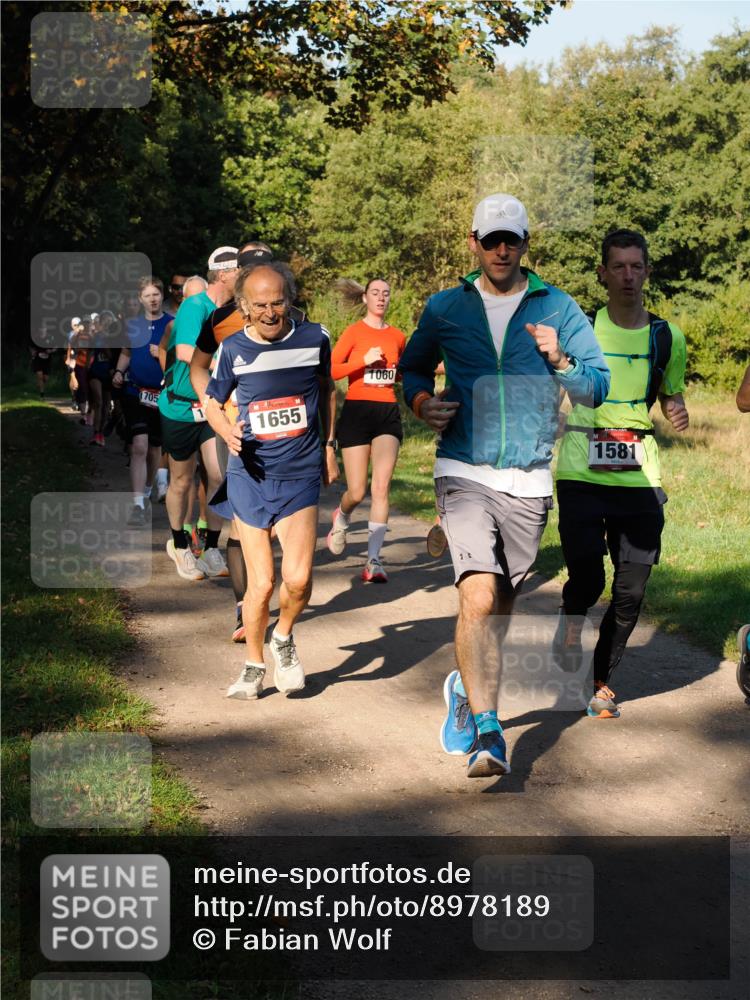 28.09.2025 - 33. Volkslauf durch das schöne Alstertal Fabian Wolf http://msf.ph/oto/8978189 28.09.2025 10:04:54 Laufen 1705, 1655, 1060, 1581 meine-sportfotos.de
