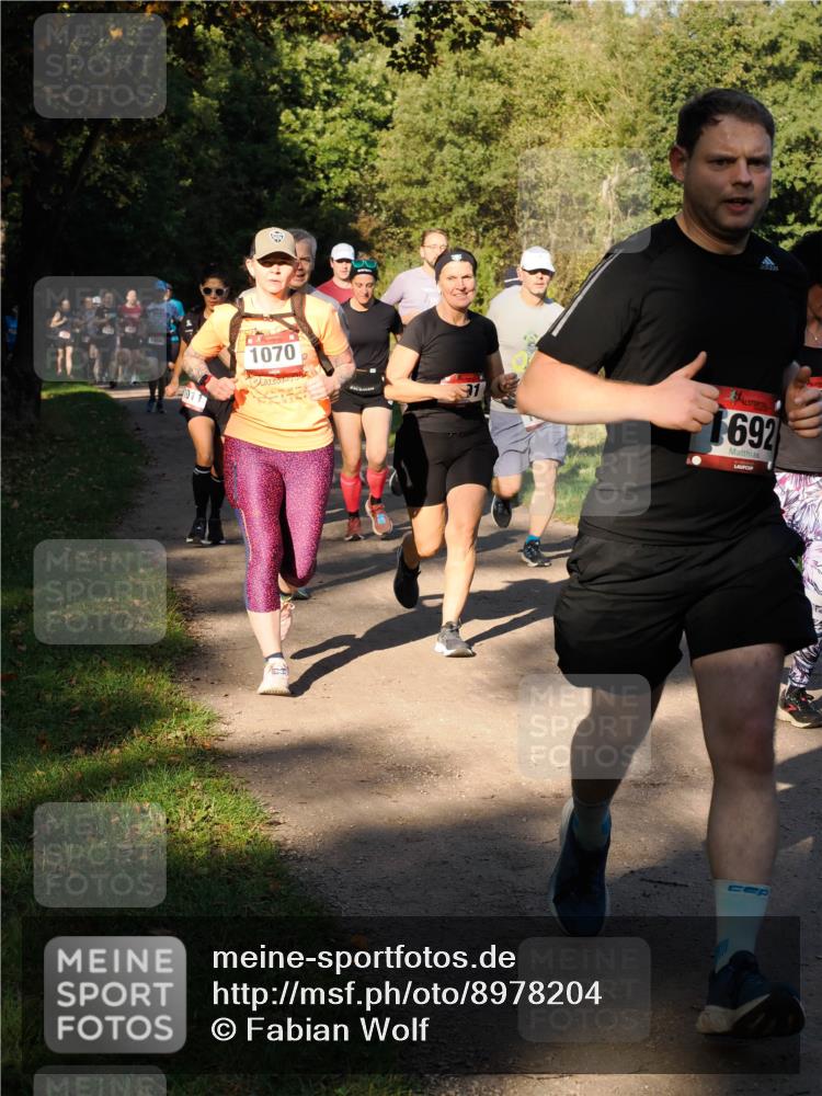 28.09.2025 - 33. Volkslauf durch das schöne Alstertal Fabian Wolf http://msf.ph/oto/8978204 28.09.2025 10:05:03 Laufen 1011, 1070, 1692 meine-sportfotos.de