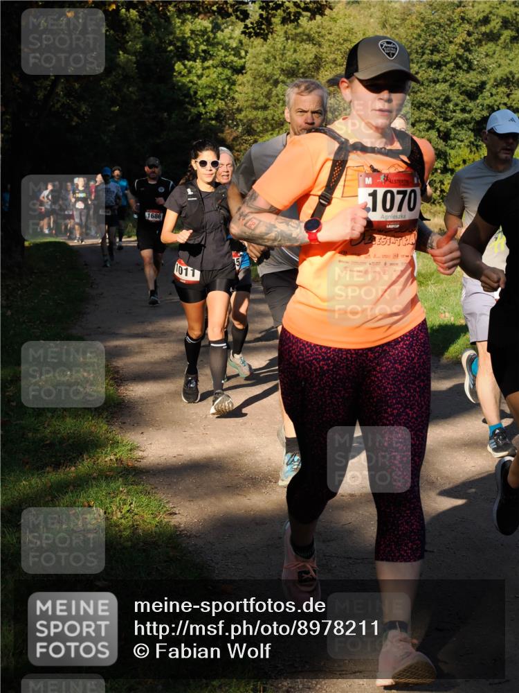 28.09.2025 - 33. Volkslauf durch das schöne Alstertal Fabian Wolf http://msf.ph/oto/8978211 28.09.2025 10:05:05 Laufen 1666, 1686, 1011, 1070 meine-sportfotos.de