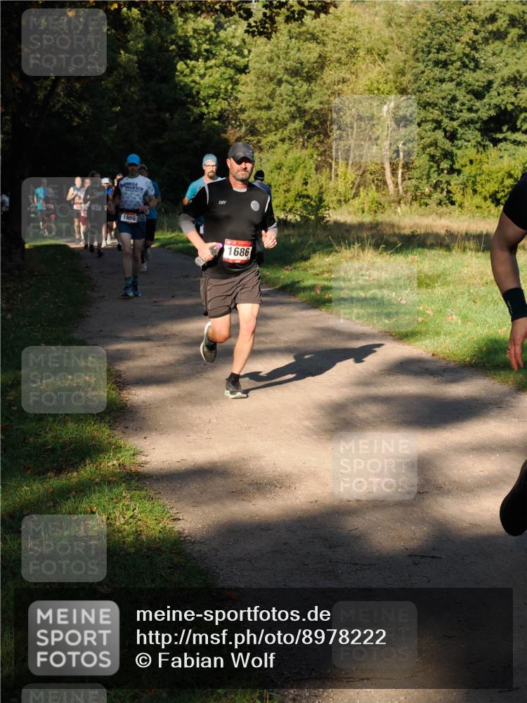28.09.2025 - 33. Volkslauf durch das schöne Alstertal Fabian Wolf http://msf.ph/oto/8978222 28.09.2025 10:05:08 Laufen 1656, 1686 meine-sportfotos.de