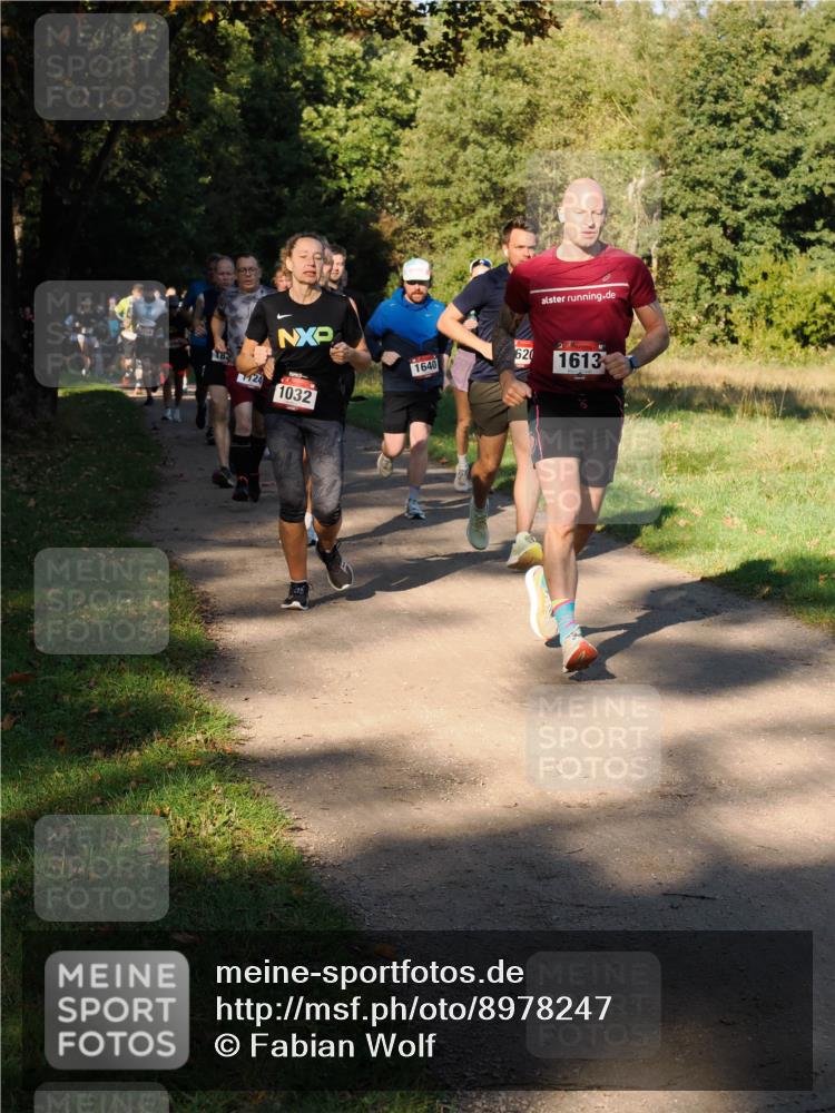 28.09.2025 - 33. Volkslauf durch das schöne Alstertal Fabian Wolf http://msf.ph/oto/8978247 28.09.2025 10:05:16 Laufen 1094, 82, 124, 1032, 1640, 620, 1613 meine-sportfotos.de