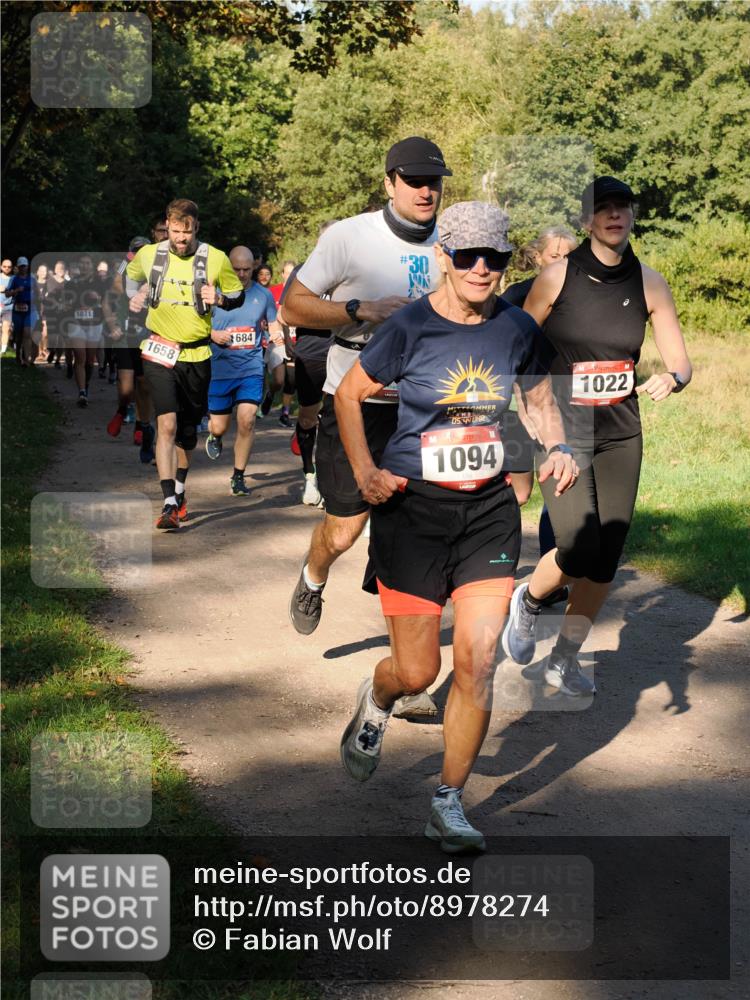 28.09.2025 - 33. Volkslauf durch das schöne Alstertal Fabian Wolf http://msf.ph/oto/8978274 28.09.2025 10:05:26 Laufen 1071, 1658, 684, 30, 44, 1094, 1022 meine-sportfotos.de