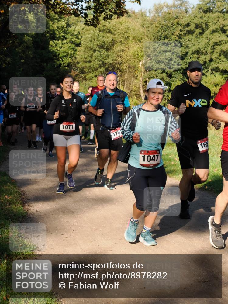 28.09.2025 - 33. Volkslauf durch das schöne Alstertal Fabian Wolf http://msf.ph/oto/8978282 28.09.2025 10:05:31 Laufen 1007, 1090, 1036, 1071, 1731, 1047, 166 meine-sportfotos.de