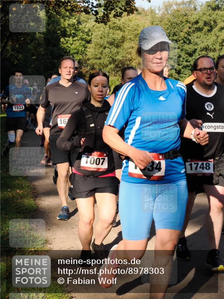 28.09.2025 - 33. Volkslauf durch das schöne Alstertal Fabian Wolf http://msf.ph/oto/8978303 28.09.2025 10:05:36 Laufen 1533, 16, 1007, 34, 1748 meine-sportfotos.de