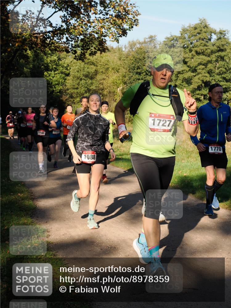 28.09.2025 - 33. Volkslauf durch das schöne Alstertal Fabian Wolf http://msf.ph/oto/8978359 28.09.2025 10:06:01 Laufen 1085, 1650, 1100, 1112, 1088, 1727, 1770 meine-sportfotos.de