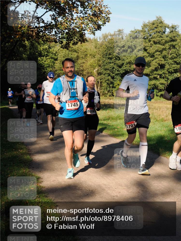 28.09.2025 - 33. Volkslauf durch das schöne Alstertal Fabian Wolf http://msf.ph/oto/8978406 28.09.2025 10:06:24 Laufen 1155, 1761, 16, 1745, 1096, 1701, 16 meine-sportfotos.de