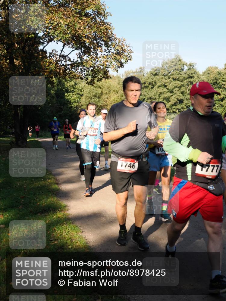 28.09.2025 - 33. Volkslauf durch das schöne Alstertal Fabian Wolf http://msf.ph/oto/8978425 28.09.2025 10:06:33 Laufen 1730, 743, 1746, 10, 1777 meine-sportfotos.de