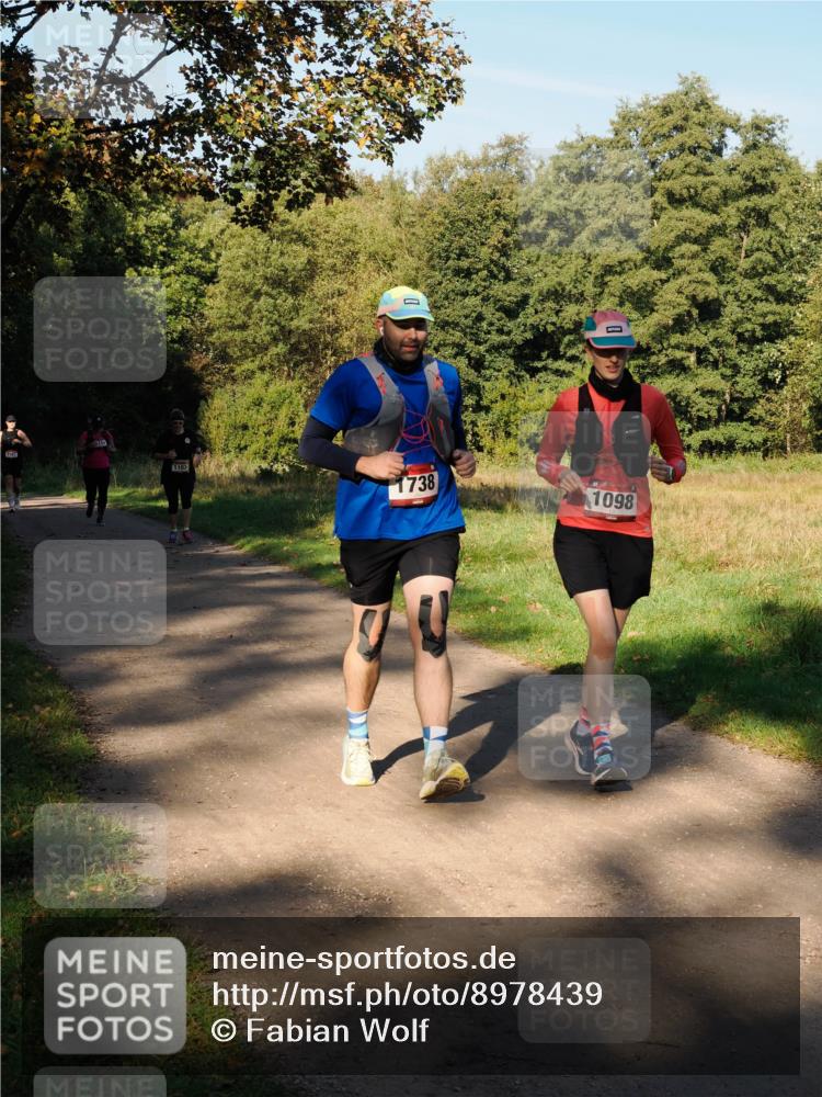 28.09.2025 - 33. Volkslauf durch das schöne Alstertal Fabian Wolf http://msf.ph/oto/8978439 28.09.2025 10:06:39 Laufen 114, 1103, 1738, 1098 meine-sportfotos.de