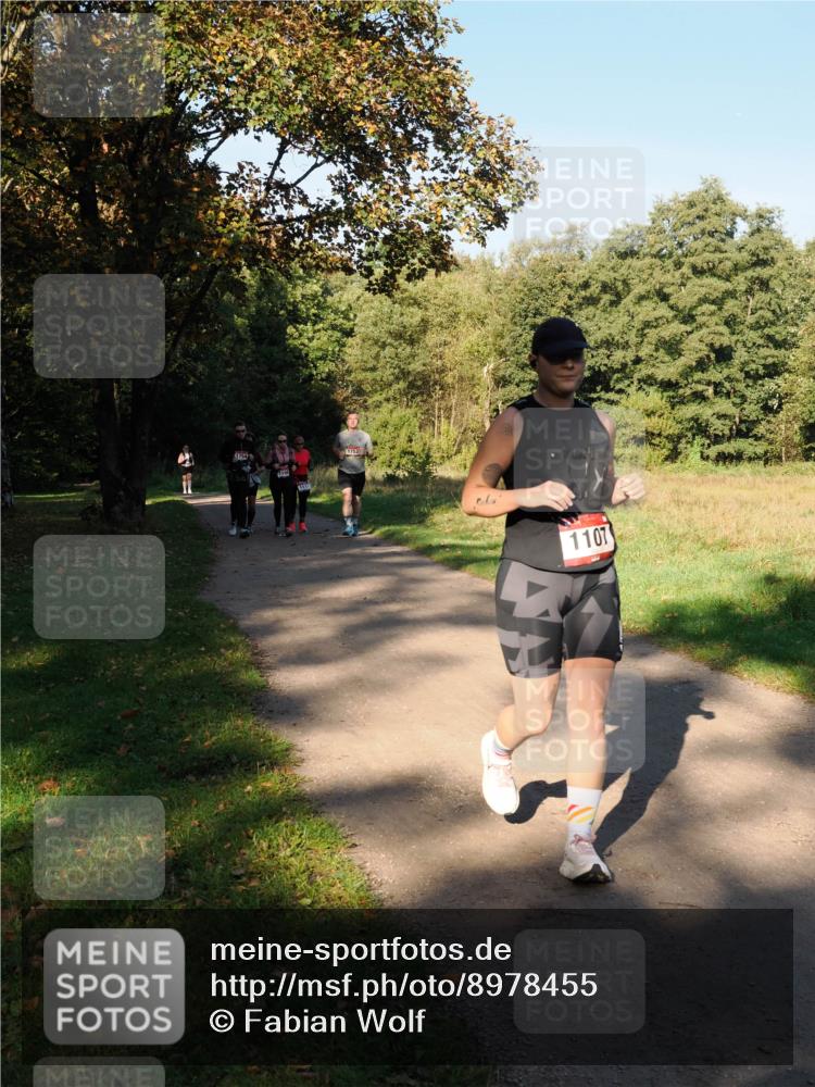 28.09.2025 - 33. Volkslauf durch das schöne Alstertal Fabian Wolf http://msf.ph/oto/8978455 28.09.2025 10:06:53 Laufen 1753, 1754, 1107 meine-sportfotos.de