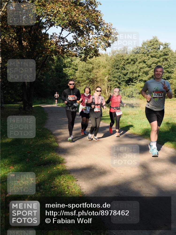 28.09.2025 - 33. Volkslauf durch das schöne Alstertal Fabian Wolf http://msf.ph/oto/8978462 28.09.2025 10:06:59 Laufen 1754, 11, 1104, 1111, 1753 meine-sportfotos.de