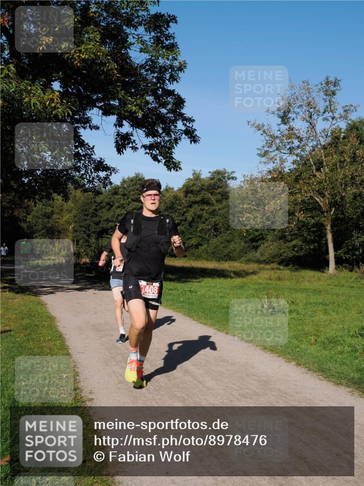 28.09.2025 - 33. Volkslauf durch das schöne Alstertal Fabian Wolf http://msf.ph/oto/8978476 28.09.2025 10:23:19 Laufen 2408 meine-sportfotos.de