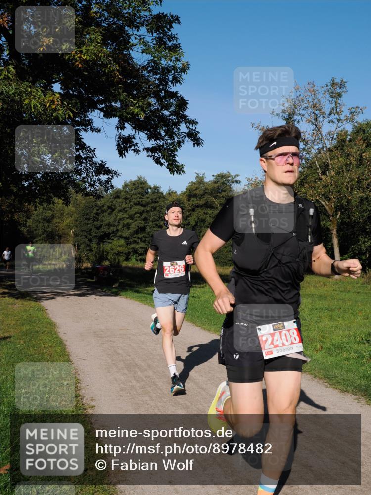 28.09.2025 - 33. Volkslauf durch das schöne Alstertal Fabian Wolf http://msf.ph/oto/8978482 28.09.2025 10:23:20 Laufen 2626, 7142, 2408 meine-sportfotos.de