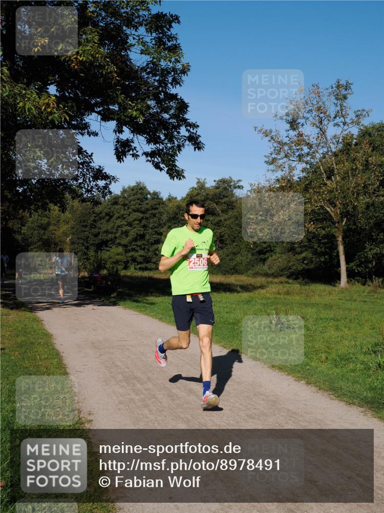 28.09.2025 - 33. Volkslauf durch das schöne Alstertal Fabian Wolf http://msf.ph/oto/8978491 28.09.2025 10:23:26 Laufen 2016, 2506 meine-sportfotos.de