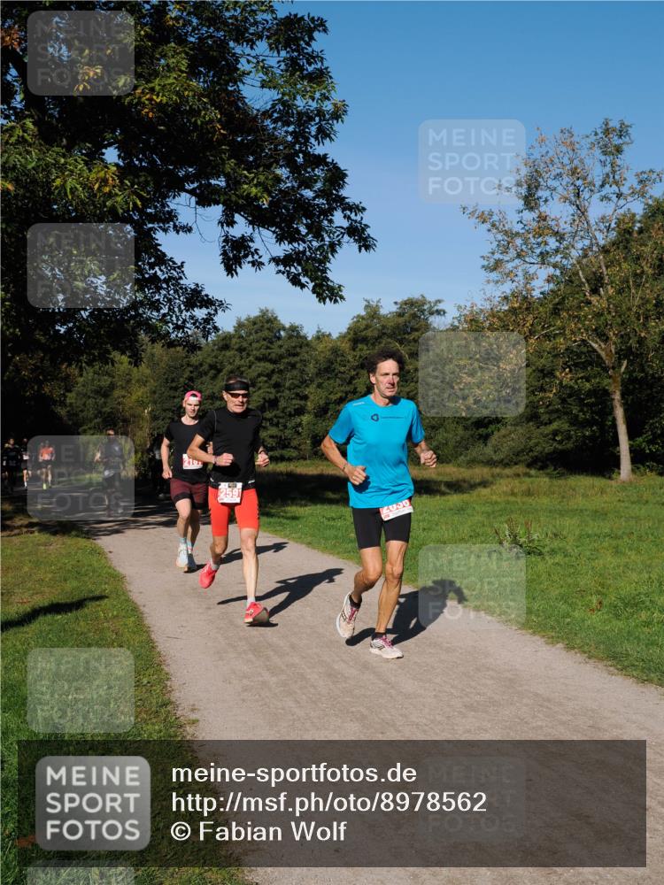 28.09.2025 - 33. Volkslauf durch das schöne Alstertal Fabian Wolf http://msf.ph/oto/8978562 28.09.2025 10:24:00 Laufen 2591 meine-sportfotos.de