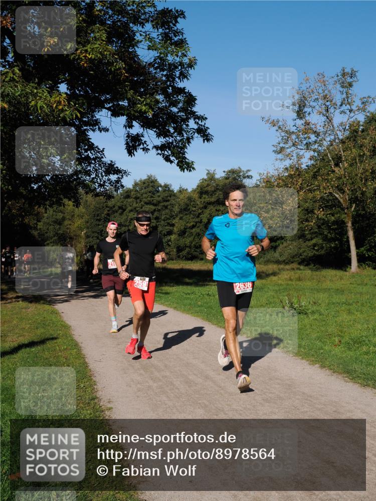 28.09.2025 - 33. Volkslauf durch das schöne Alstertal Fabian Wolf http://msf.ph/oto/8978564 28.09.2025 10:24:00 Laufen 2591, 2636 meine-sportfotos.de