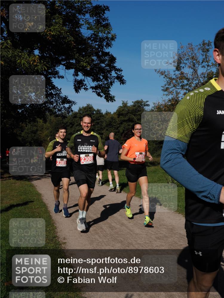28.09.2025 - 33. Volkslauf durch das schöne Alstertal Fabian Wolf http://msf.ph/oto/8978603 28.09.2025 10:24:09 Laufen 2385, 2308, 2406 meine-sportfotos.de