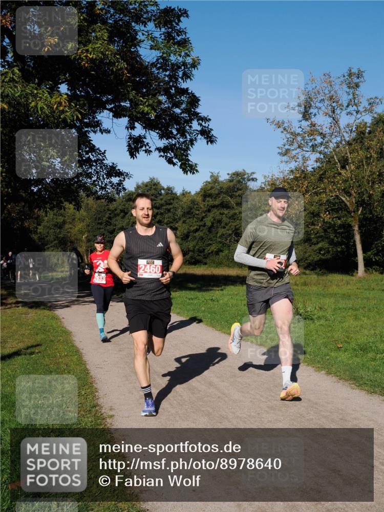 28.09.2025 - 33. Volkslauf durch das schöne Alstertal Fabian Wolf http://msf.ph/oto/8978640 28.09.2025 10:24:20 Laufen 2460 meine-sportfotos.de
