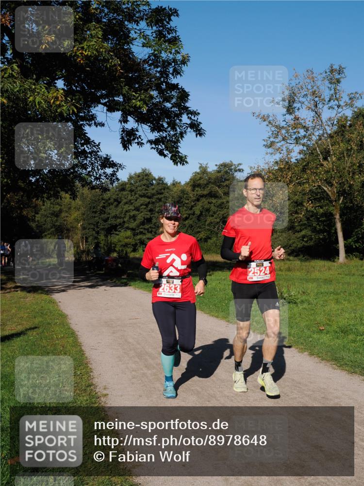 28.09.2025 - 33. Volkslauf durch das schöne Alstertal Fabian Wolf http://msf.ph/oto/8978648 28.09.2025 10:24:21 Laufen 2524, 2633 meine-sportfotos.de