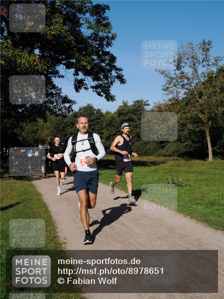 28.09.2025 - 33. Volkslauf durch das schöne Alstertal Fabian Wolf http://msf.ph/oto/8978651 28.09.2025 10:24:28 Laufen 2272 meine-sportfotos.de