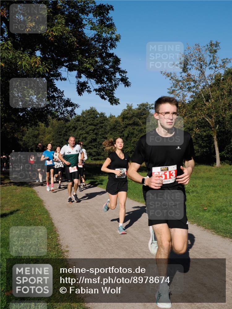 28.09.2025 - 33. Volkslauf durch das schöne Alstertal Fabian Wolf http://msf.ph/oto/8978674 28.09.2025 10:24:30 Laufen 2272, 513 meine-sportfotos.de