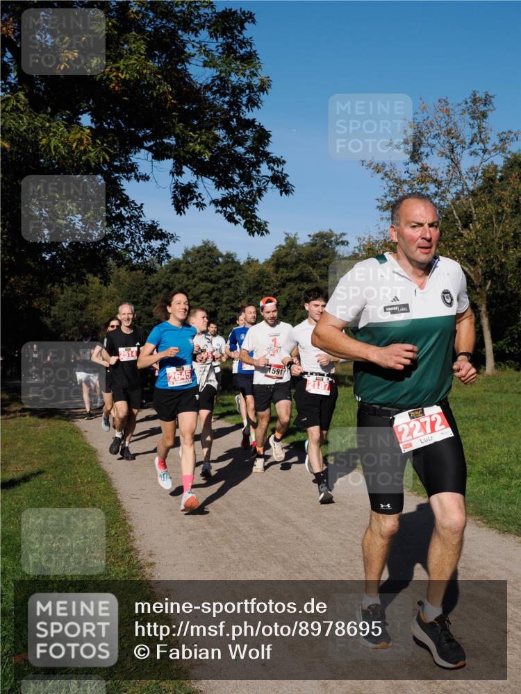 28.09.2025 - 33. Volkslauf durch das schöne Alstertal Fabian Wolf http://msf.ph/oto/8978695 28.09.2025 10:24:32 Laufen 2514, 1591, 2187, 2272 meine-sportfotos.de