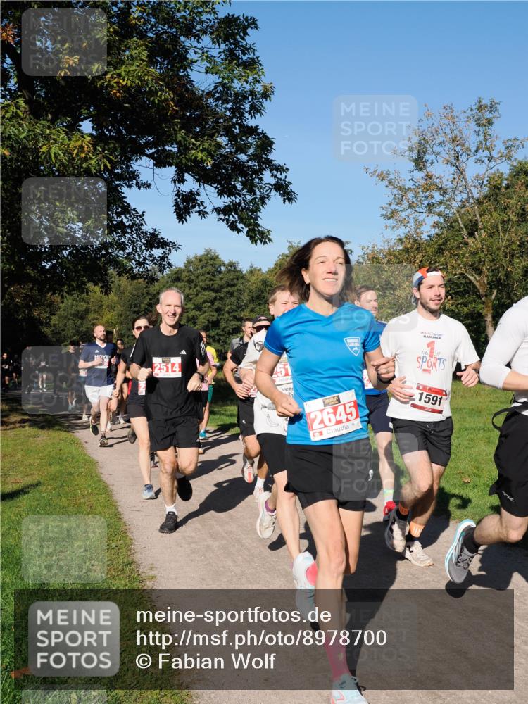 28.09.2025 - 33. Volkslauf durch das schöne Alstertal Fabian Wolf http://msf.ph/oto/8978700 28.09.2025 10:24:33 Laufen 2514, 2645, 1591 meine-sportfotos.de