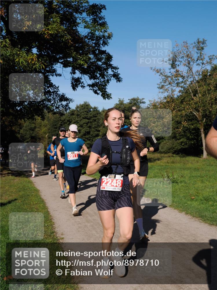 28.09.2025 - 33. Volkslauf durch das schöne Alstertal Fabian Wolf http://msf.ph/oto/8978710 28.09.2025 10:24:37 Laufen 2011, 2248 meine-sportfotos.de