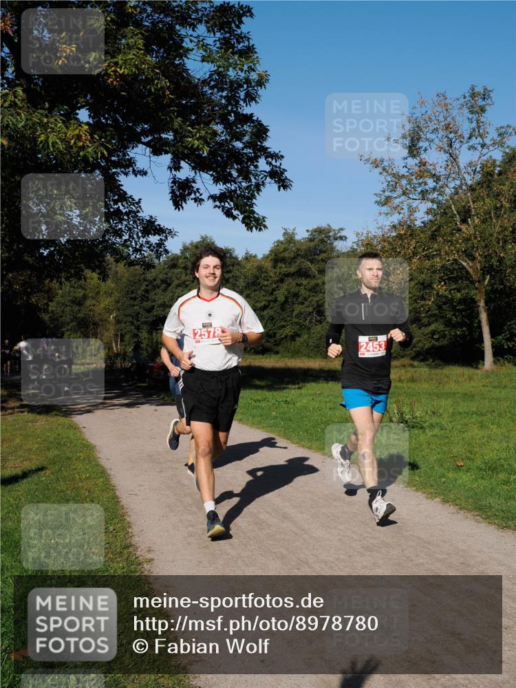 28.09.2025 - 33. Volkslauf durch das schöne Alstertal Fabian Wolf http://msf.ph/oto/8978780 28.09.2025 10:24:50 Laufen 2578, 2453 meine-sportfotos.de