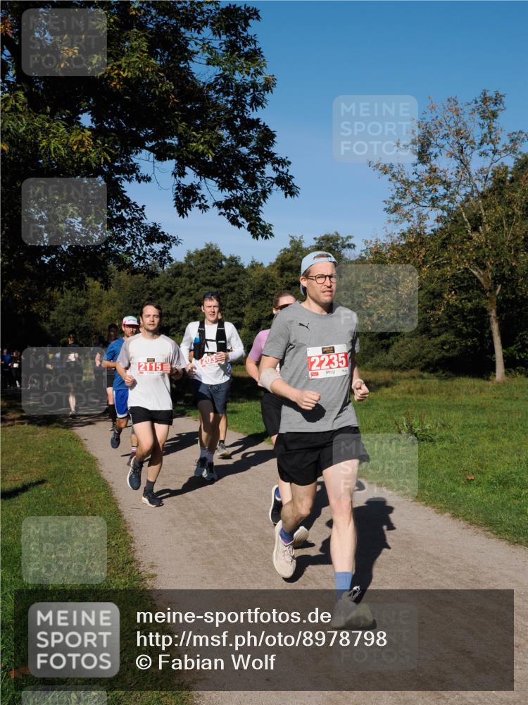 28.09.2025 - 33. Volkslauf durch das schöne Alstertal Fabian Wolf http://msf.ph/oto/8978798 28.09.2025 10:24:57 Laufen 2115, 2235 meine-sportfotos.de