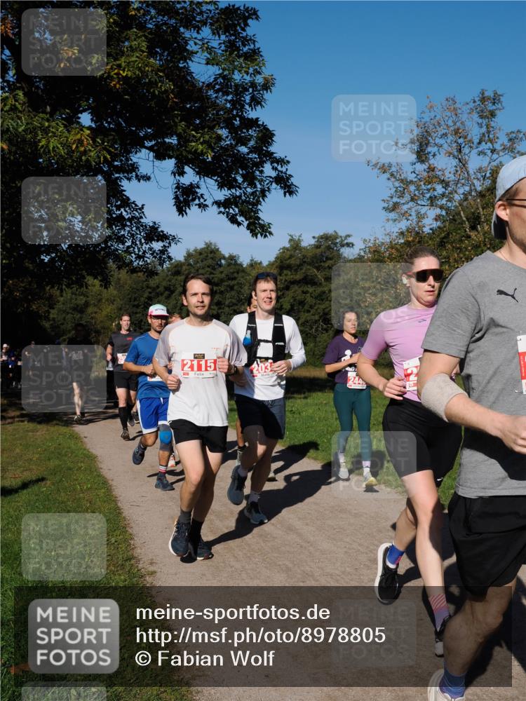 28.09.2025 - 33. Volkslauf durch das schöne Alstertal Fabian Wolf http://msf.ph/oto/8978805 28.09.2025 10:24:58 Laufen 2115, 203 meine-sportfotos.de