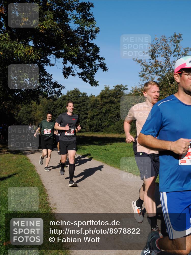 28.09.2025 - 33. Volkslauf durch das schöne Alstertal Fabian Wolf http://msf.ph/oto/8978822 28.09.2025 10:25:00 Laufen 2502 meine-sportfotos.de