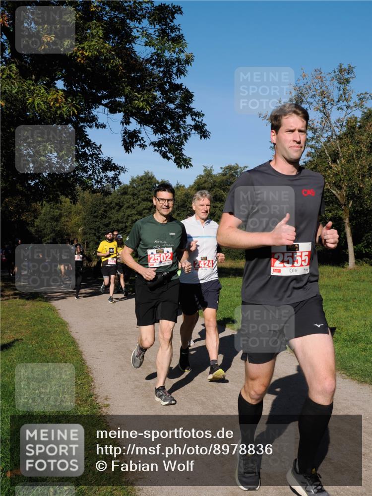28.09.2025 - 33. Volkslauf durch das schöne Alstertal Fabian Wolf http://msf.ph/oto/8978836 28.09.2025 10:25:01 Laufen 2017, 2502, 2424, 2555 meine-sportfotos.de