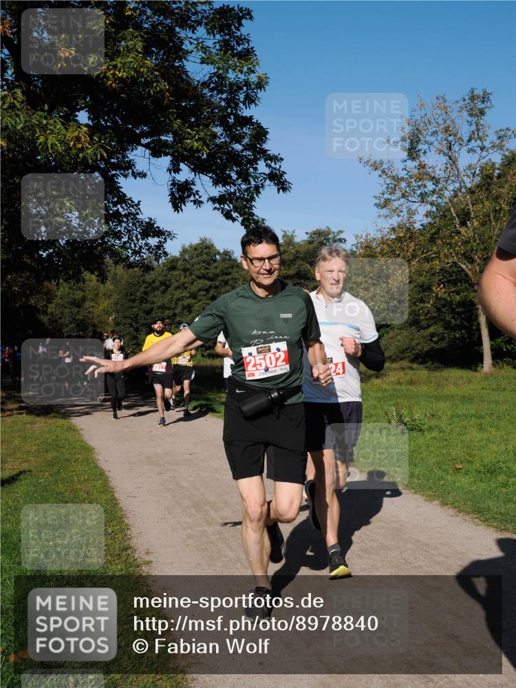 28.09.2025 - 33. Volkslauf durch das schöne Alstertal Fabian Wolf http://msf.ph/oto/8978840 28.09.2025 10:25:01 Laufen 2017, 2502, 24 meine-sportfotos.de
