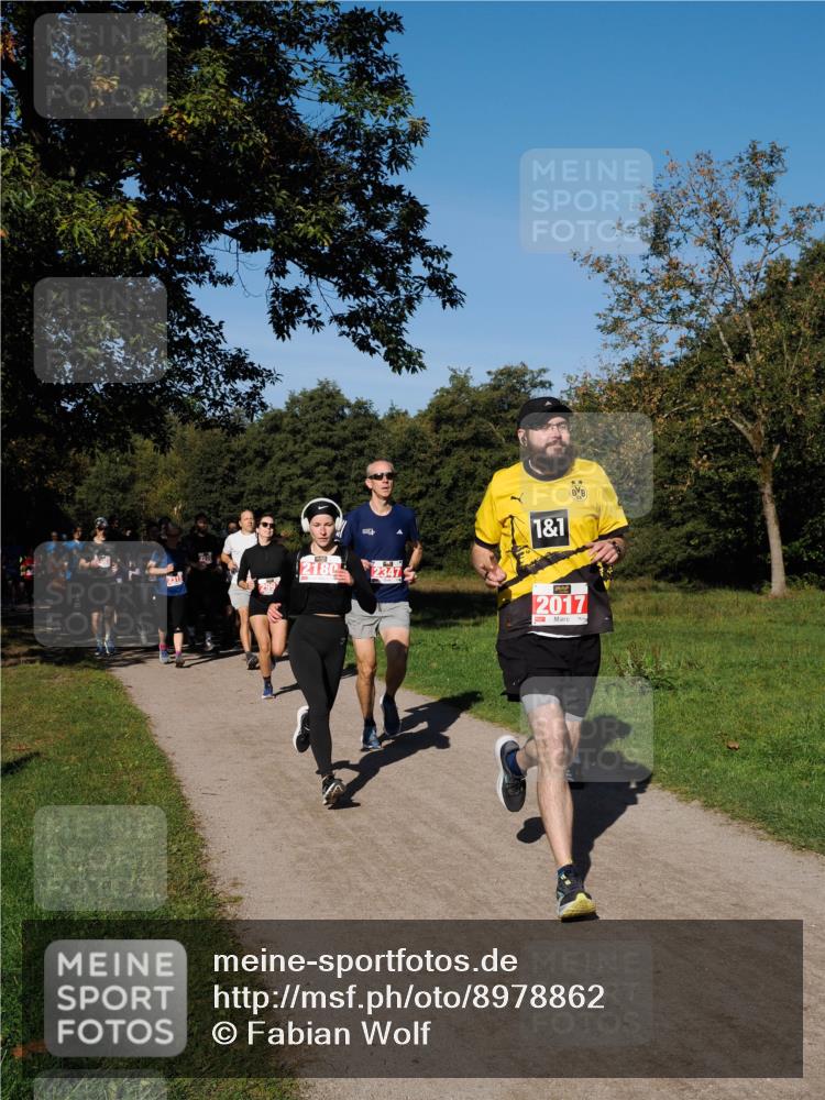 28.09.2025 - 33. Volkslauf durch das schöne Alstertal Fabian Wolf http://msf.ph/oto/8978862 28.09.2025 10:25:04 Laufen 2180, 2315, 299, 2347, 1, 1, 2017 meine-sportfotos.de